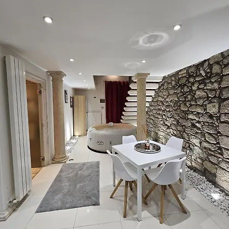 White Loft Daire