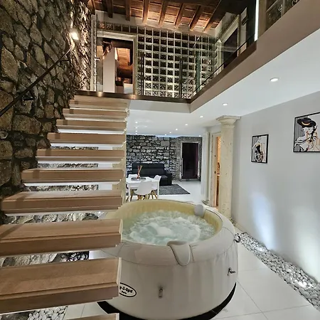 Daire White Loft *