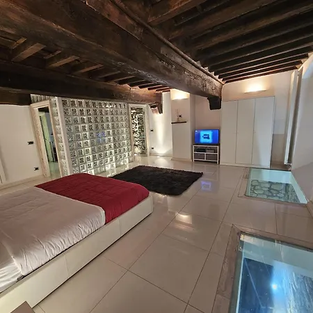 White Loft Daire