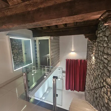 Daire White Loft *